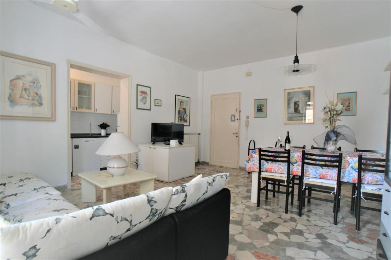 Flavia Apartment Lido di Jesolo Exterior photo