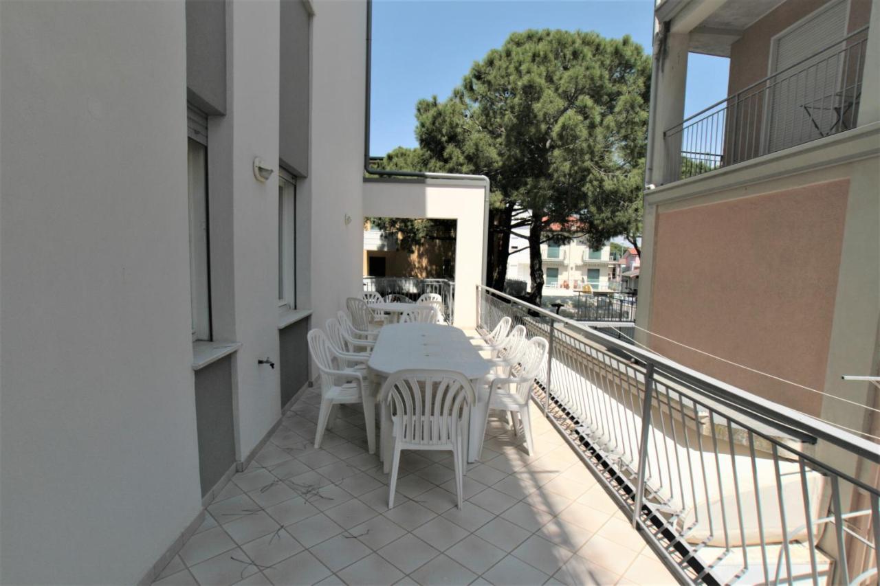 Flavia Apartment Lido di Jesolo Exterior photo