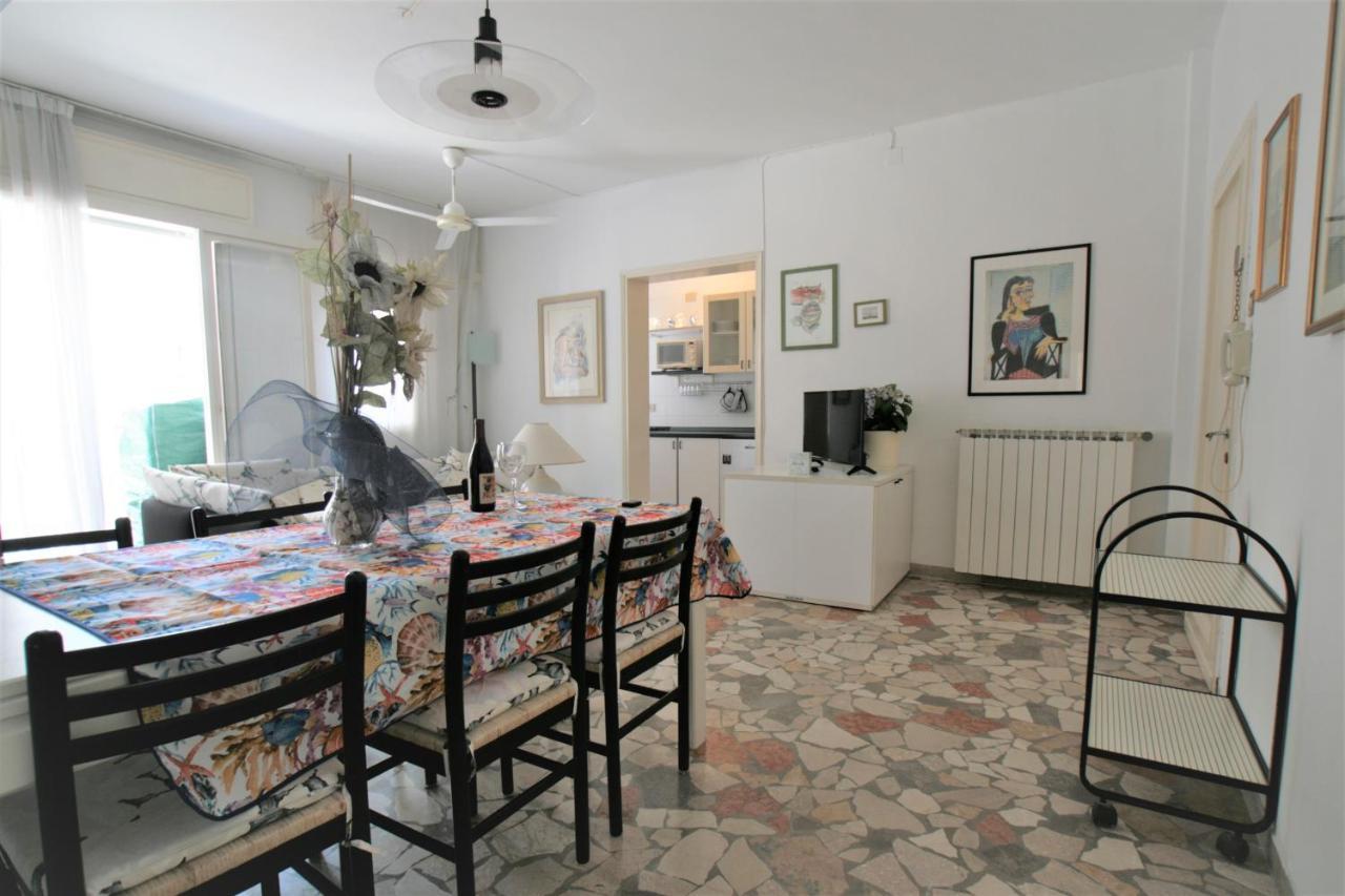 Flavia Apartment Lido di Jesolo Exterior photo